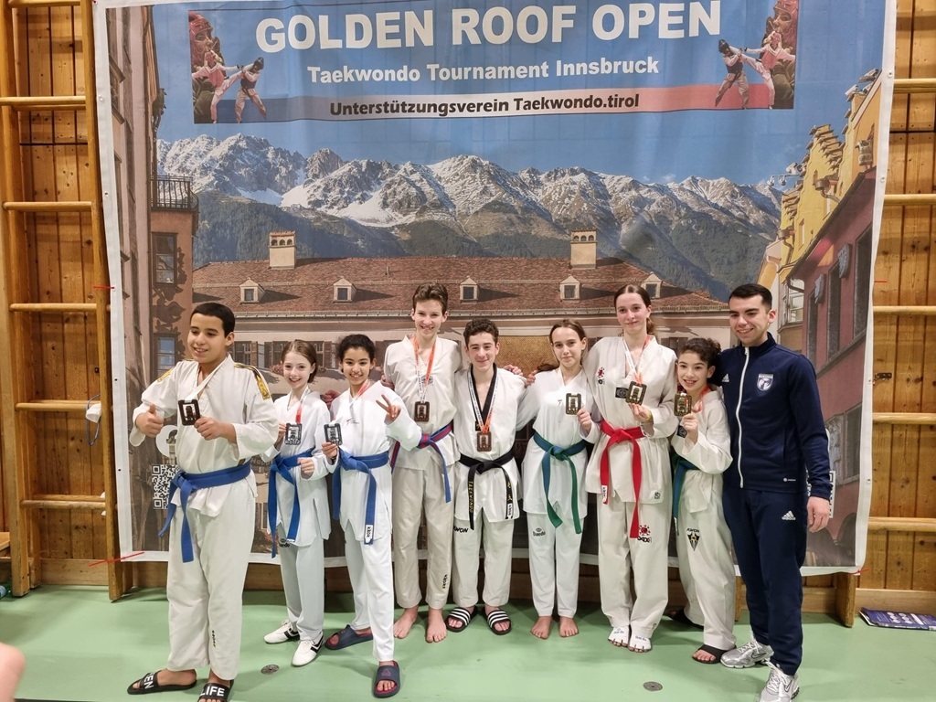 260131-golden-roof-gruppenbild